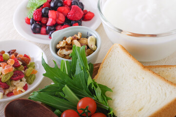 健康的な洋食の朝食