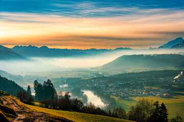 Schwaz, &Ouml;sterreich, Tirol, Panorama, Alpen, Berge, Sonnenuntergang, Nebel
