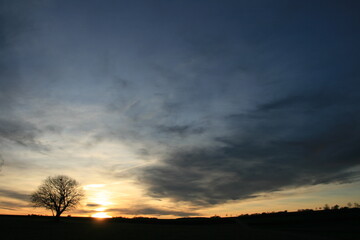 Fototapeta na wymiar Sonnenuntergang auf der schwäbischen Alb