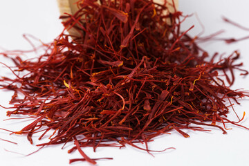 Naklejka premium saffron isolated on white