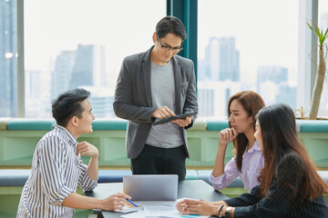 businessman meeting and discussing about work in the office