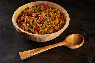 Pea stew with sausages