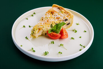 french quiche pie with chicken and mushroom