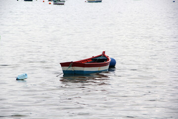 Naklejka premium boat on the water