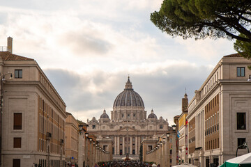 Fototapeta na wymiar Saint Peter's Basilica in Rome from the street that goes right in front