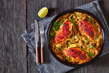 Cheesy Salsa Verde Chicken in dish, top view