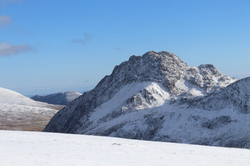 Snowdonia glyderau carneddau cwm idwal ogwen winter