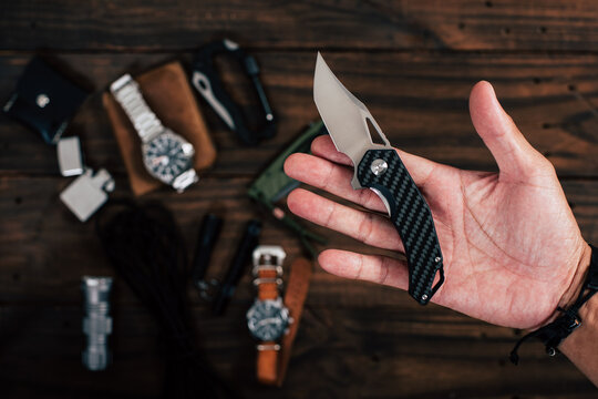 black blade stainless steel folding knife