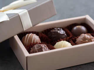 ギフトボックスに入ったチョコレート