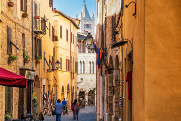 Fototapeta na wymiar In der Altstadt von Massa Marittima in der Toskana
