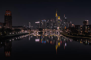 Fototapeta na wymiar Frankfurt Night Skyline, Lichterlandschaft