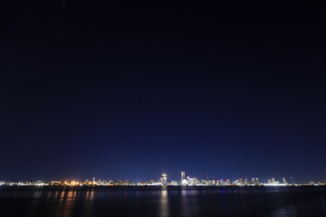大黒ふ頭から見た横浜みなとみらい21 (神奈川・横浜) (夜景)