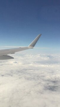 Soaring Through the Skies: Stunning Aerial Footage of Air Travel