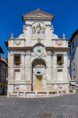 Fountain of the Piazza del Mercato in Spoleto in Umbria - Italy - 562461088