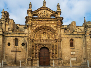Fototapeta na wymiar Fachada de la iglesia Mayor de Puerto de Santa Maria