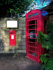 Obraz premium red telephone box