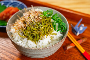 ぶっかけメカブご飯と辛子明太子