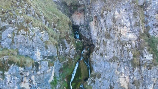 The best of Peru: La Novia Waterfall in Cajamarca - Celend&iacute;n