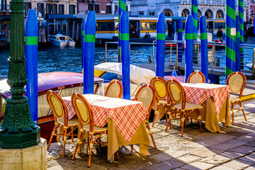 typical sidewalk cafe in venice