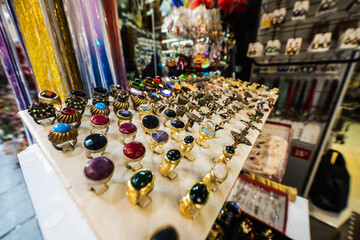 Imitation rings in the Grand Bazaar