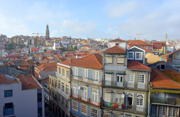 Fototapeta na wymiar Porto, old town quarter with historical buildings and view over the town