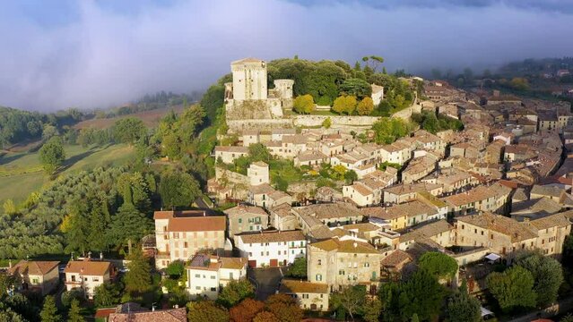 Sarteano Bilder Durchsuchen 125 Archivfotos, und