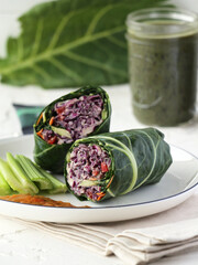 Collard vegetable wrap with cabbage and tomato