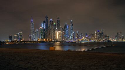 Fototapeta premium dubai skyline and night