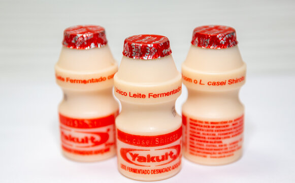 Yakult Bilder Durchsuchen 543 Archivfotos, und Videos