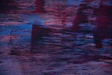 Abstraktes Gemälde mit Acrylfarben gemalt, wild und stürmisch, Hintergrund Bild in blau rose, lila