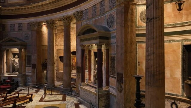 Pantheon a Roma, Italia
entrando all'interno della basilica