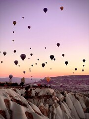 Ballons in Morgensonne Kappadokien Türkei