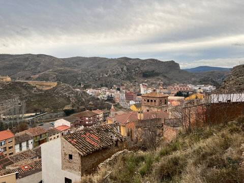 Paisaje de pueblo rural en Espa&ntilde;a