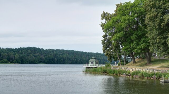 sur les bords du lac M&auml;lar (M&auml;laren) en Su&egrave;de