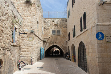 Fototapeta na wymiar Streets of old city of Jerusalem.