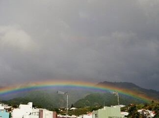 Regenbogen über Santa Cruz auf La Palma