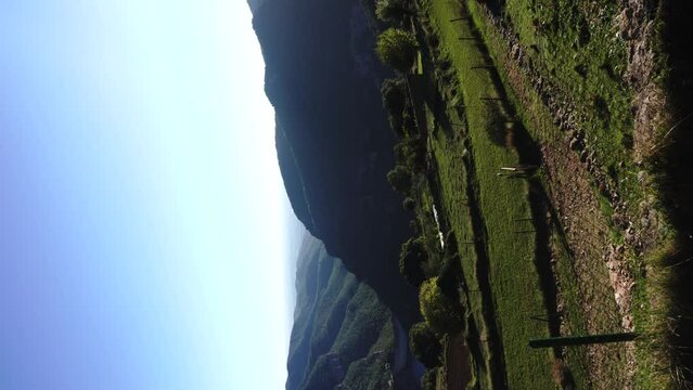 Paisaje monta&ntilde;a