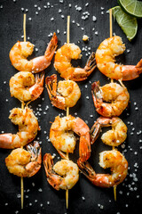 Fragrant shrimps grilled.