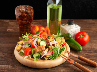 Chicken salad with vegetables