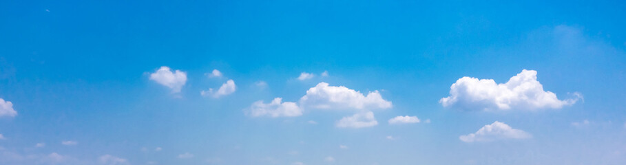 Fototapeta premium 青空 空 雲