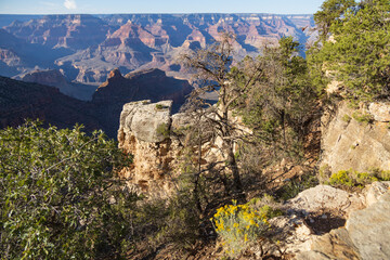Fototapeta na wymiar View into the Grand Canyon National Park from South Rim, Arizona
