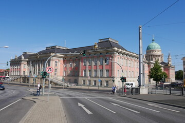 Fototapeta na wymiar Stadtschloss und Landtag in Potsdam