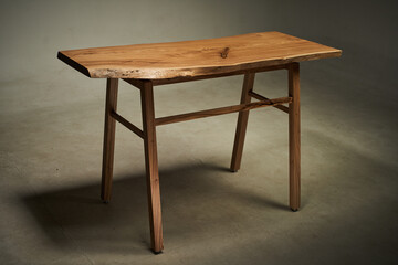Fototapeta premium Wooden table with curved natural edge