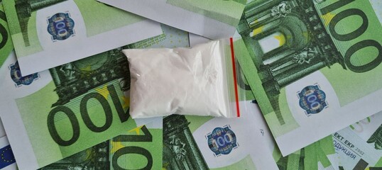 Dose of drug cocaine on euro money