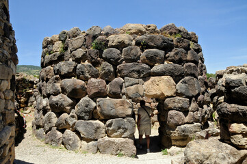 ein Turm von Nuraghe Su Nuraxi