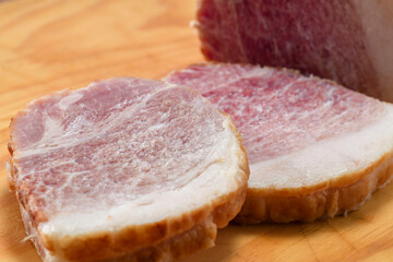 美味しいベーコンのスライス