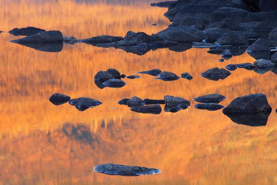 Sanabria&Acirc;&nbsp;Lake, Sanabria Nature Reserve, Zamora Province, Castile&Acirc;&nbsp;and Leon, Spain