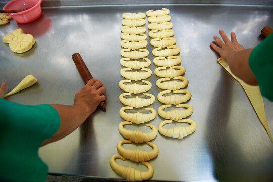 The production line at the Fu Mei Hsiun croissant bakery.