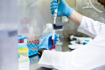 cell culture laboratory