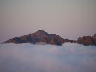 Berg &uuml;ber den Wolken